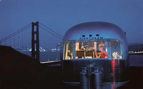 Airstream 之「手工鉚釘」 圖片
