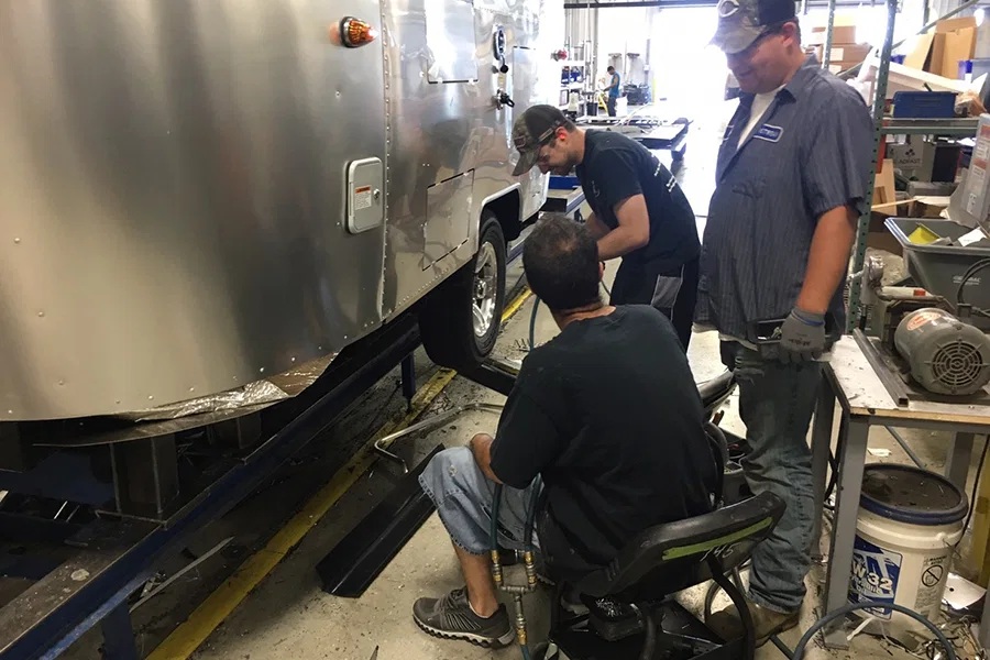 技師團遠赴美國AIRSTREAM原廠 圖片