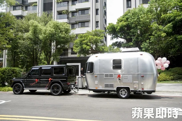醫院少東結婚「Airstream」露營車打造畢生難忘夢幻婚禮